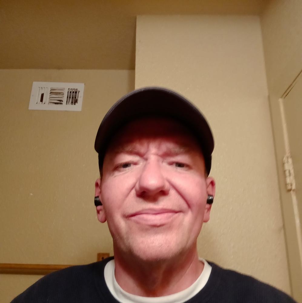 Meet your Posher, Christopher